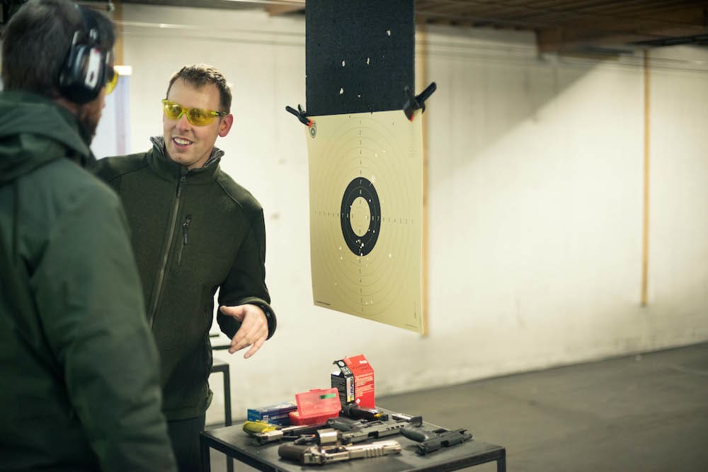 Academy session photos. They do not prove that every picture was taken on your Berlin date. (9)